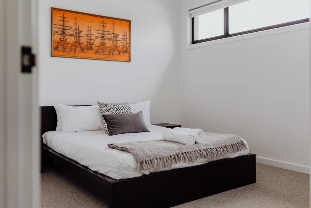 Scandi At Stieglitz Sleeps 6 Modern & Stylish * St Helens
