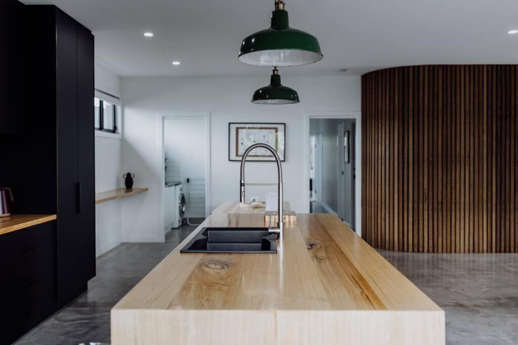 Scandi At Stieglitz Sleeps 6 Modern & Stylish *