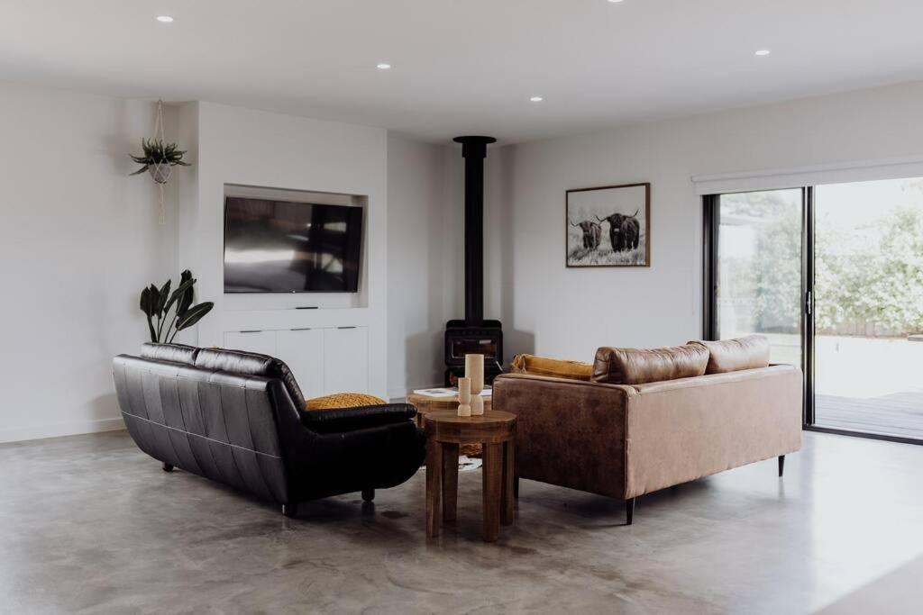 Scandi At Stieglitz Sleeps 6 Modern & Stylish St Helens