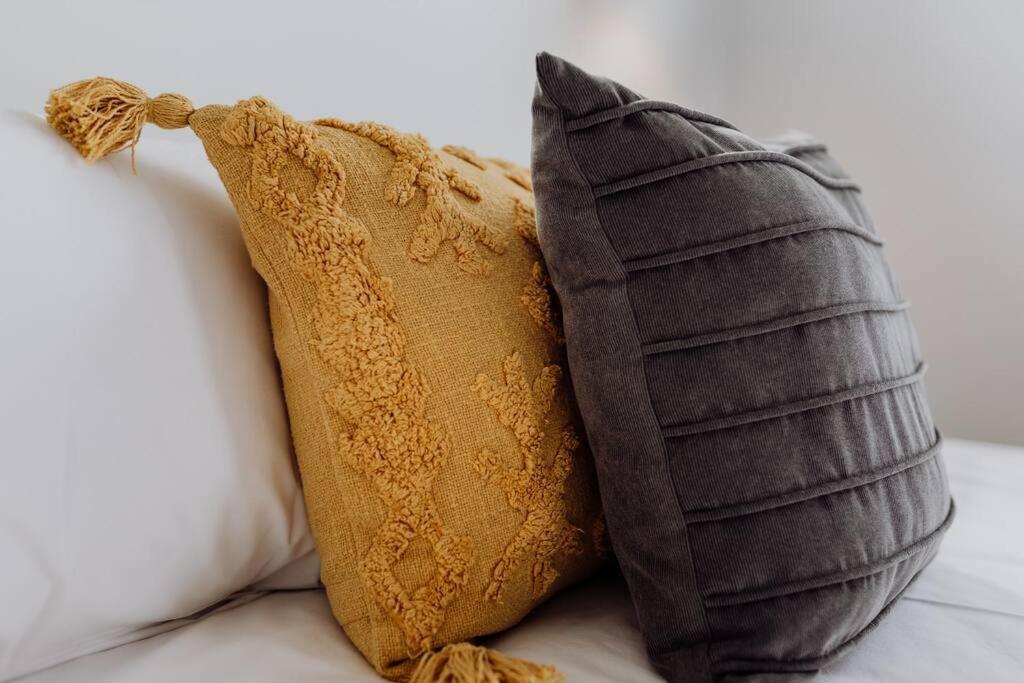 Scandi At Stieglitz Sleeps 6 Modern & Stylish * St Helens